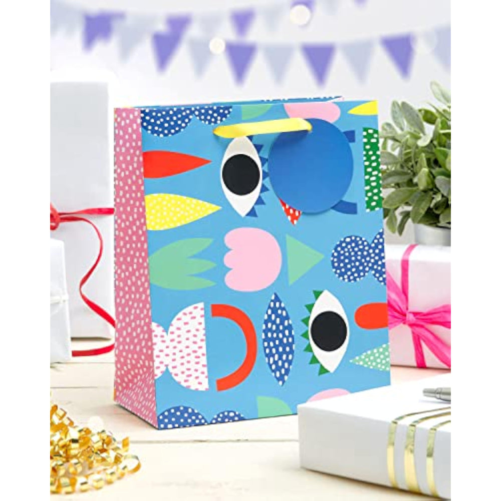 UK Greetings Medium Gift Bag for Her/Friend - Pop Art Design
