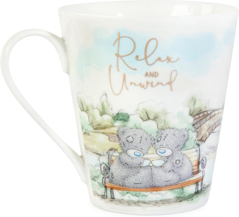 Carte Blanche Tatty Teddy socks, mug, and 'Shine Bright' keyring in a luxury gift box from the Signature Collection.