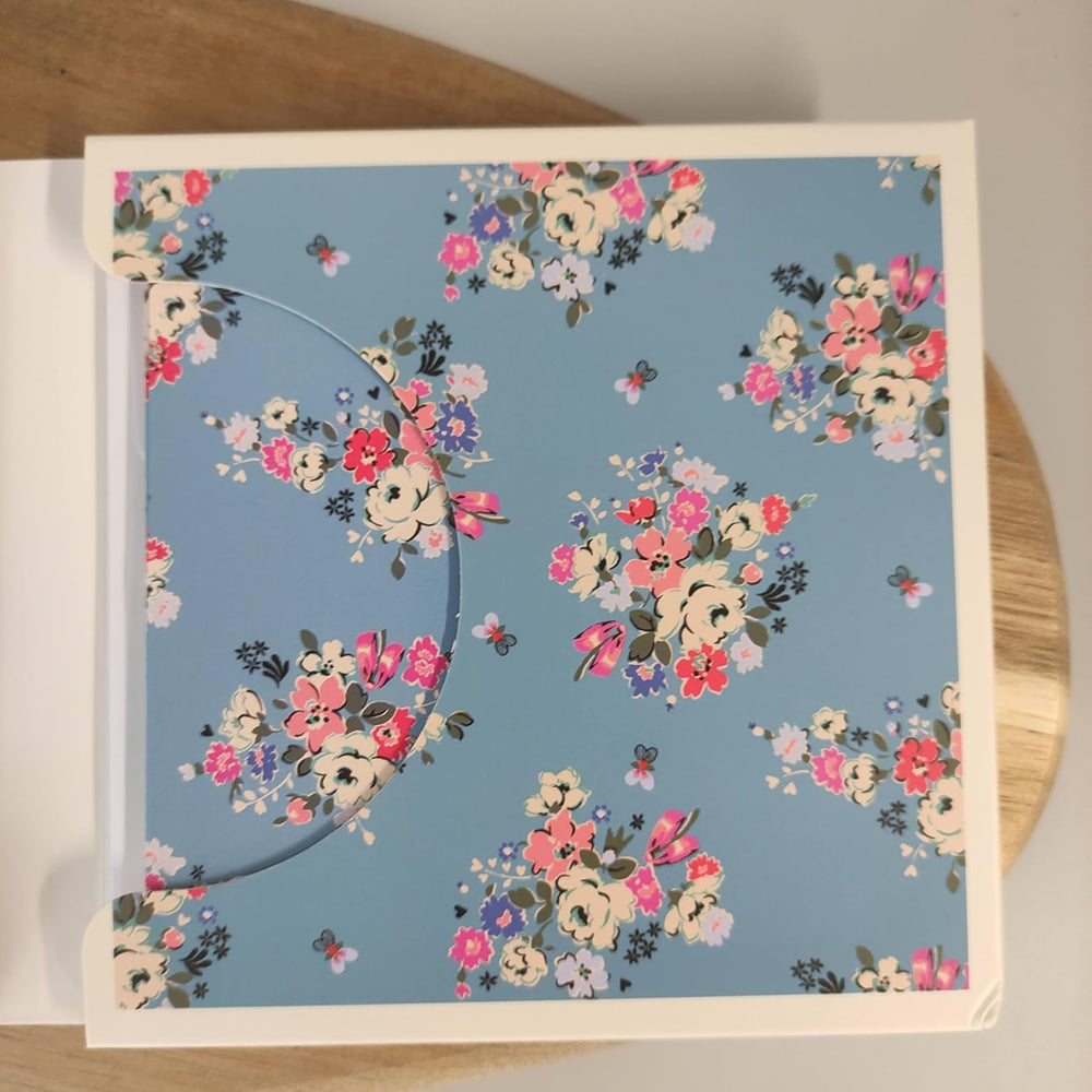 Cath Kidston set of 10 GBCC stationery notecards with envelopes, featuring 2 charming floral designs, 5 cards of each style.