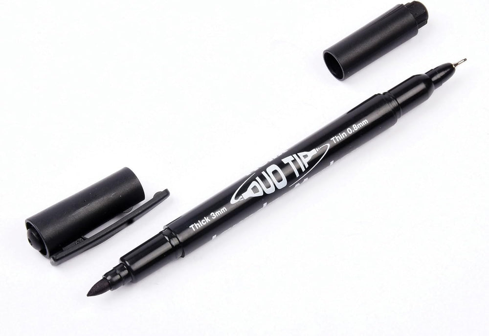 Black Helix dual-tip fabric and laundry marker with fine and broad tips, suitable for marking clothing and fabrics.