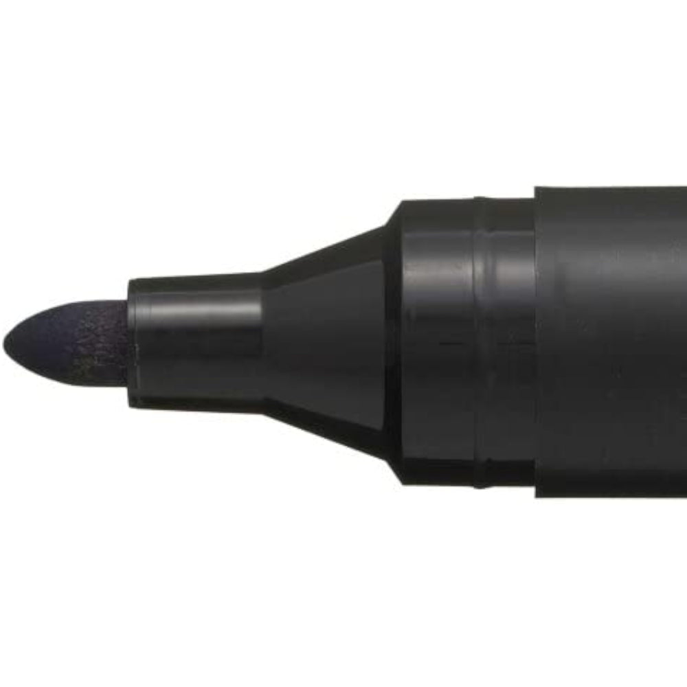Q-Connect flipchart marker pens with bullet tips, set of four assorted colors, ideal for presentations and writing on flipcharts.