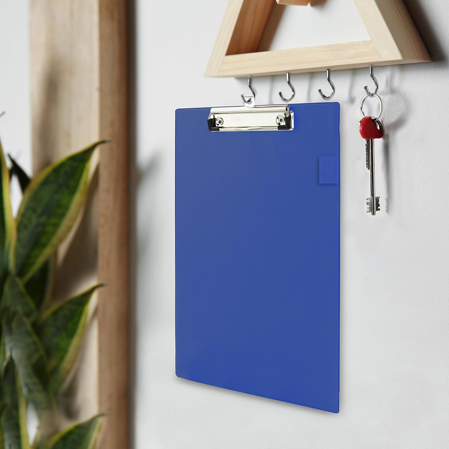 Blue Rapesco VSTCB0L3 standard A4+ clipboard with metal clip for secure document holding.