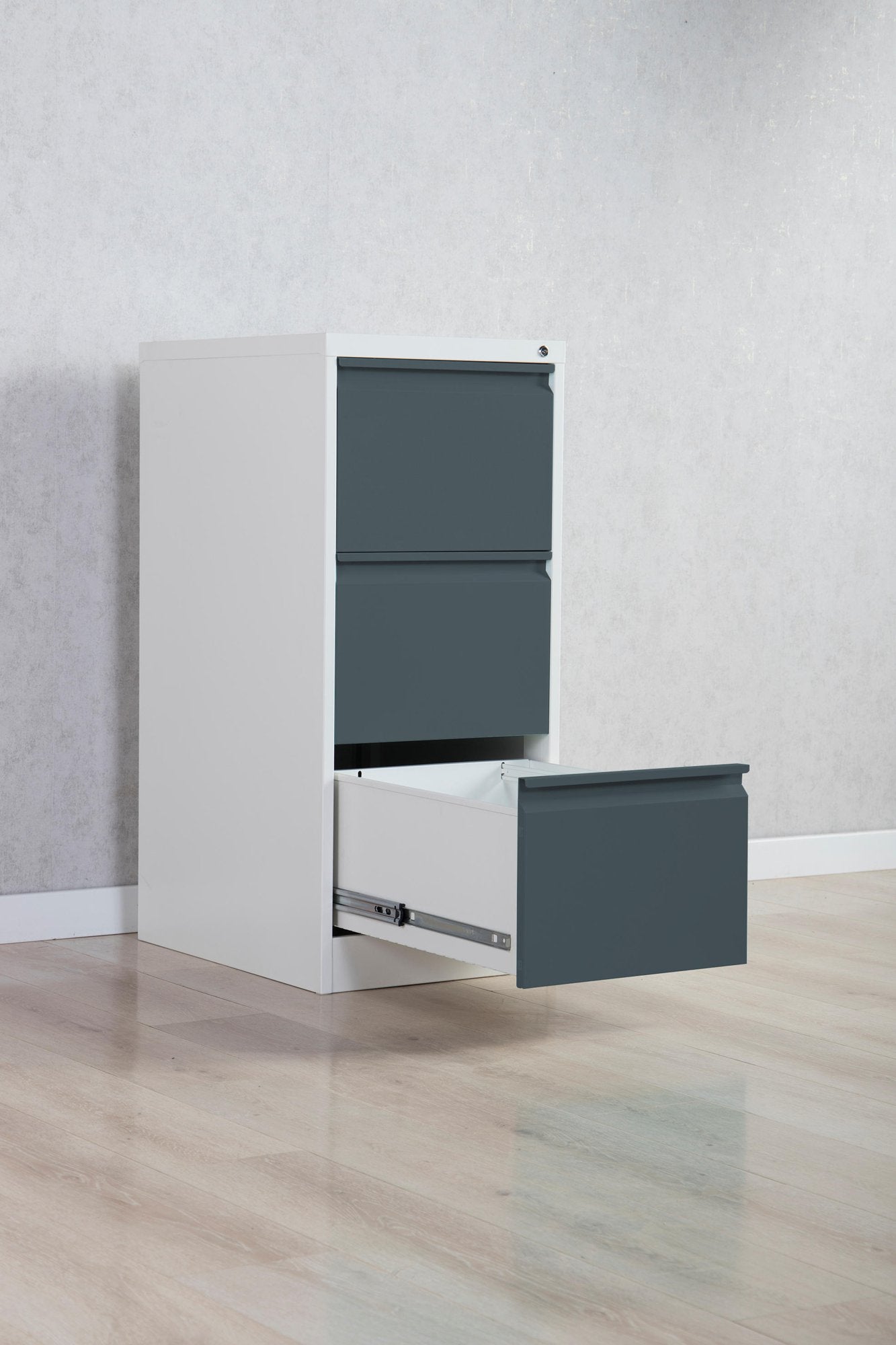 Phoenix FC Series 3 Drawer Filing Cabinet Grey Body Anthracite Drawers with Key Lock - FC1003GAK DD