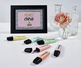 Stabilo Boss Original Pastel Pale Orange highlighter with a chisel tip, suitable for highlighting text with soft pastel color.